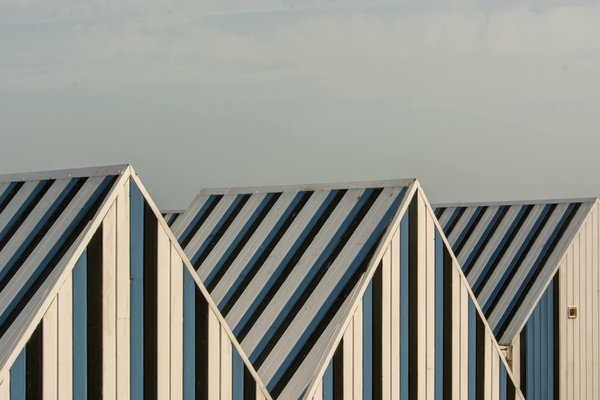 Est-il possible de trouver une location de vacances en Espagne avec des cours de cuisine et des visites de marchés locaux?