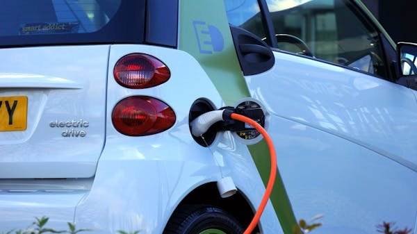 Location voiture électrique : une conduite moderne et économique !